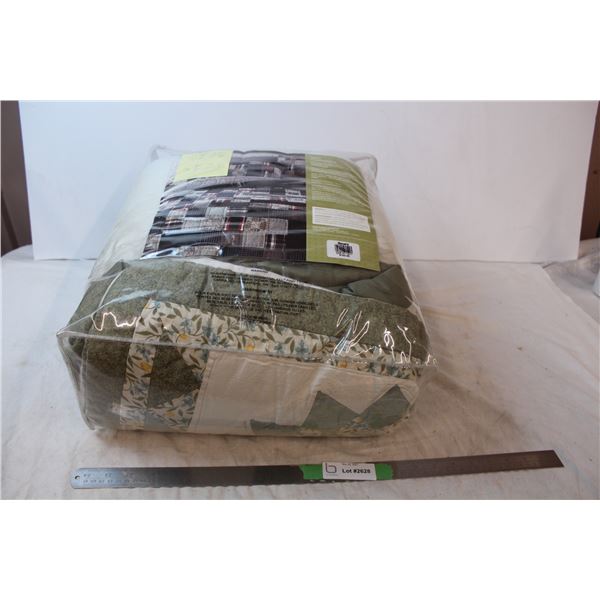 King size quilt in bag