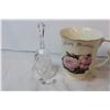 Image 2 : Ceramic tea pot and cups, crystal bell