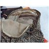 Image 5 : Optisource heaters (one works, one does not) with pumabag + michael kors bag