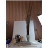 Image 2 : *Light Fixtures + Vase with long sticks inside