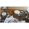Image 3 : box of vintage jars