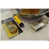 Image 2 : Misc. Bowls, Lights & Hair Dryer – Working