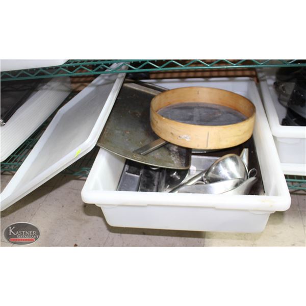 TOTE WITH LID OF KITCHEN MISC.