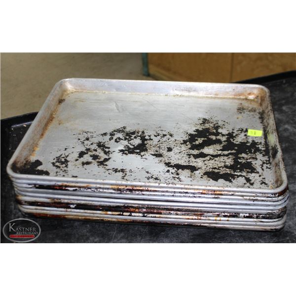 LOT OF 10 HALF SIZE BUN PANS