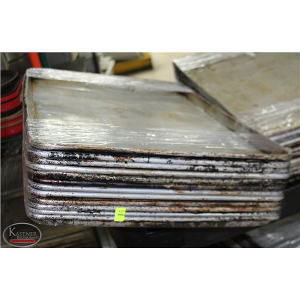 LOT OF 12 FULL SIZE BUN PANS