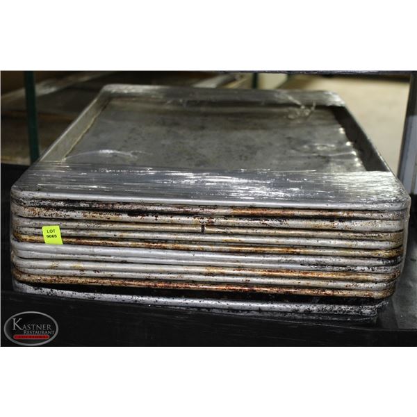 LOT OF 12 FULL SIZE BUN PANS