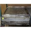 Image 1 : LOT OF 12 FULL SIZE BUN PANS