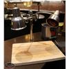 Image 1 : CARVING STATION WITH WOODEN CUTTING BOARD AND TWO
