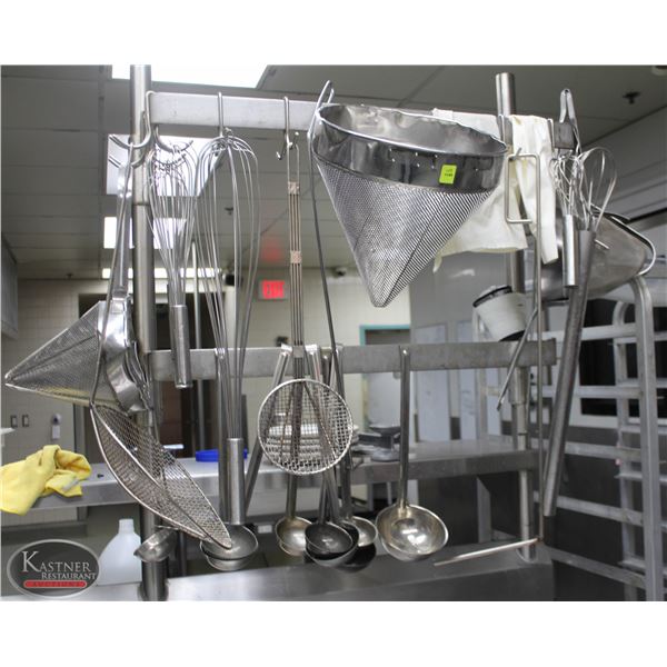 LOT OF ASSORTED SMALL WARES