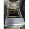 Image 2 : FRYMASTER 40LBS DEEP FRYER /W FOUR BASKETS
