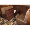 Image 1 : PAIR OF BOOTHS WITH DINING TABLE