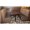 Image 1 : PAIR OF BOOTHS WITH DINING TABLE