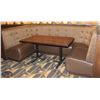 Image 1 : C SHAPED 5 PANEL BOOTH WITH DINING TABLE