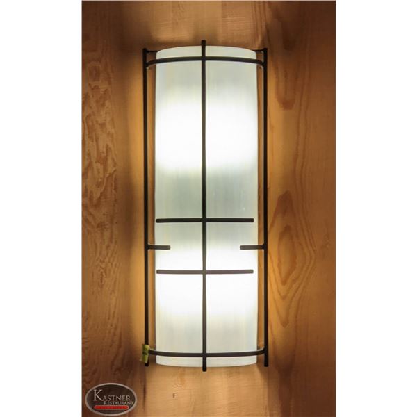 LOT OF 4 WALL SCONCES