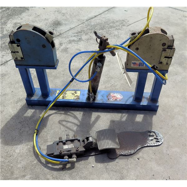 Mittler Brothers Machine & Tool Metal Fabrication Power Shrinker / Stretcher