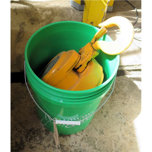 Harrington Hoists, Inc. 3 Ton Hand Chain Hoist CF Series Model CF4-1476