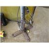 Image 4 : Sears Industrial 8" Bench Grinder 1HP 5/8" Arbor