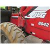 Image 45 : JIG SkyTrak 8042 Telehandler Telescopic Forklift w/ Cab 4-Ton Capacity (Engine Runs - See Video)