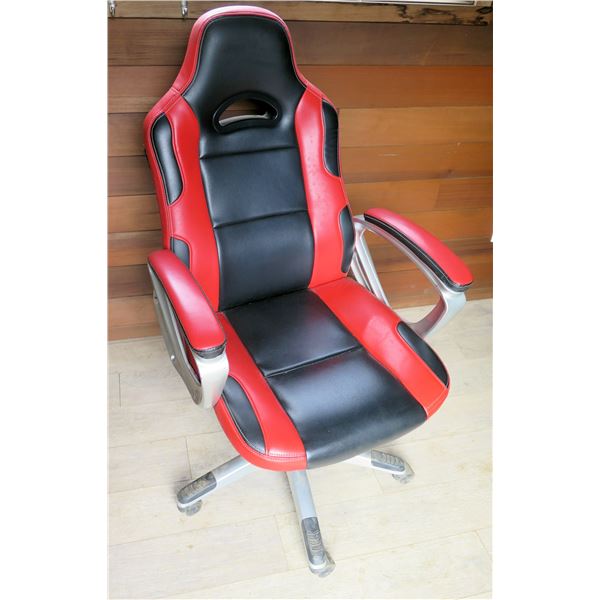 New Red/Black Gaming Chair (Intimate WM Heart Furniture 234-10-EAHC-D212U2-FUSE)