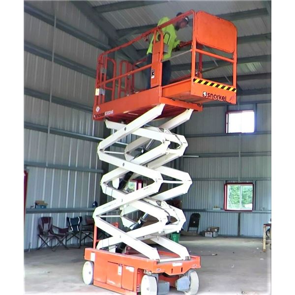 Snorkel S3226E Electric Scissor Lift 26' Max Height (Drives & Lifts - See Video)