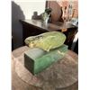 Image 2 : BC JADE STAND WITH SOAPSTONE SEAL CARVING