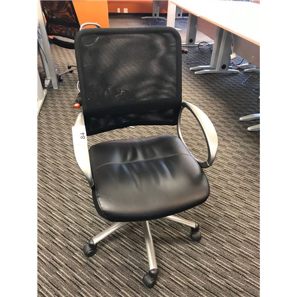 BLACK MESH BACK LOOP ARM MID BACK TILTER CHAIR