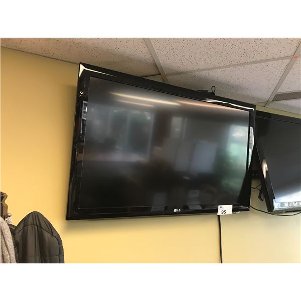 LG 55" LCD SMART TV COMES WITH WALL MOUNT