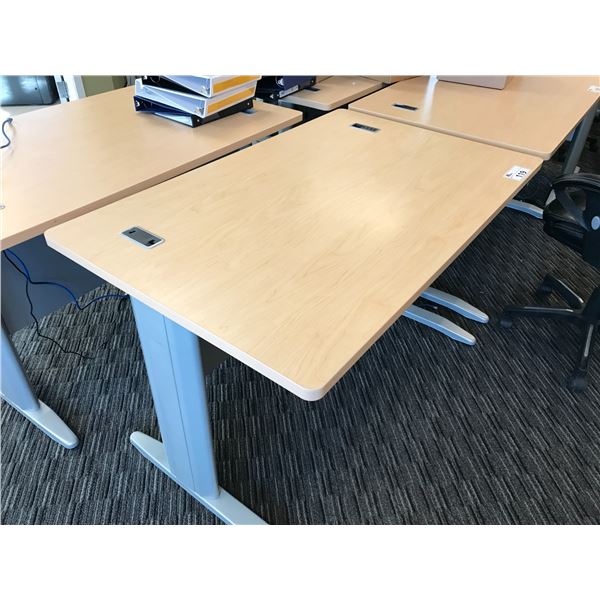 MAPLE 4' X 2.5' COMPUTER TABLE