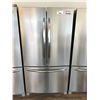 Image 2 : FRIDIGAIRE GALLERY STAINLESS STEEL DOUBLE DOOR FRIDGE/FREEZER COMBO 70"H X 35 5/8"W X 33"D