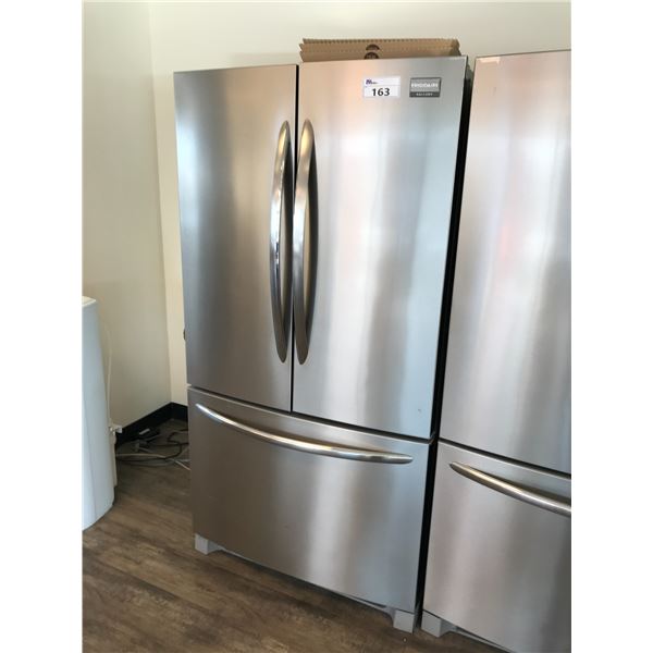 FRIDIGAIRE GALLERY STAINLESS STEEL DOUBLE DOOR FRIDGE/FREEZER COMBO 70"H X 35 5/8"W X 33"D