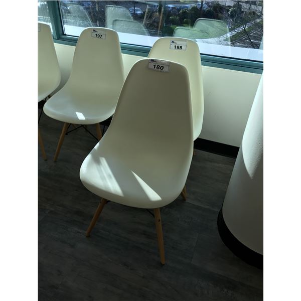 WHITE PLASTIC LUNCHROOM CHAIR