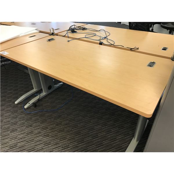 MAPLE 5' X 2.5' COMPUTER TABLE