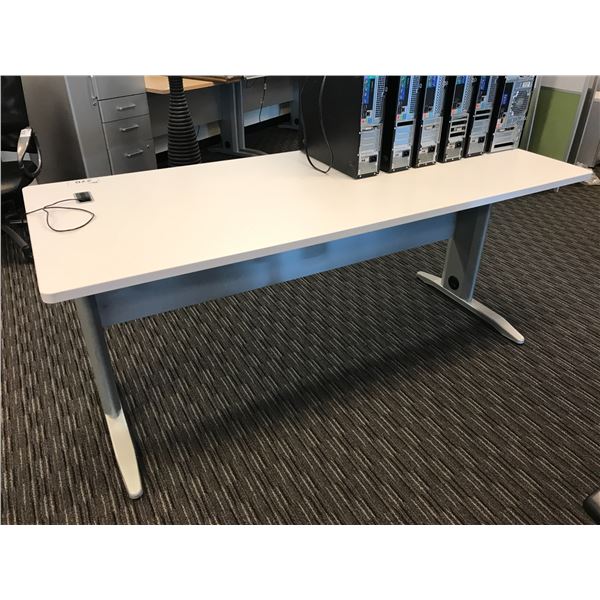 WHITE 6' X 2.5' COMPUTER TABLE