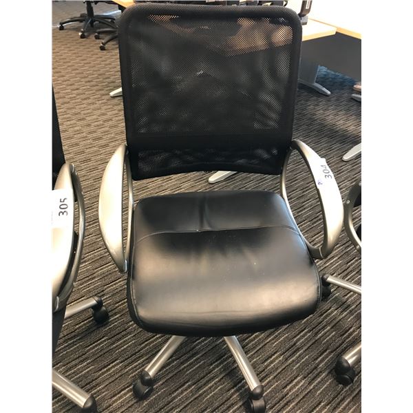 BLACK MESH BACK LOOP ARM MID BACK TILTER CHAIR