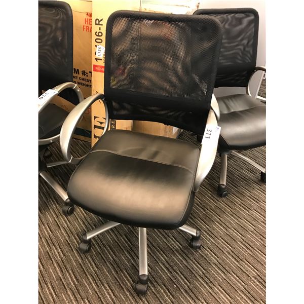 BLACK MESH BACK LOOP ARM MID BACK TILTER CHAIR