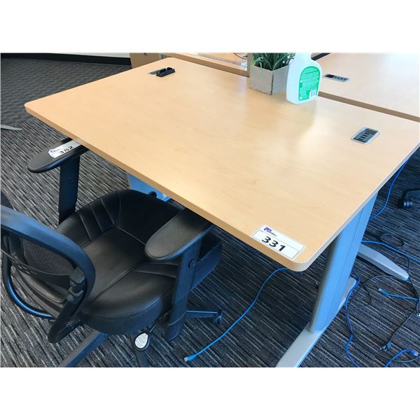 MAPLE 4' X 2.5' COMPUTER TABLE