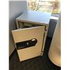 Image 1 : GREY SENTRY LOCKING SAFE