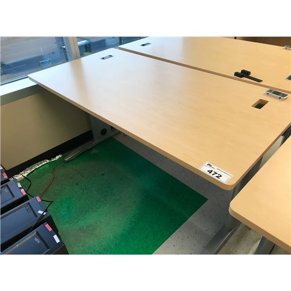 MAPLE 5' COMPUTER TABLE