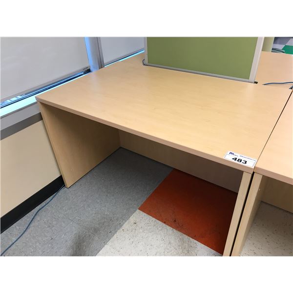 MAPLE 4' X 2.5' COMPUTER DESK