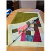 Image 2 : Mennonite Quilt Cat A