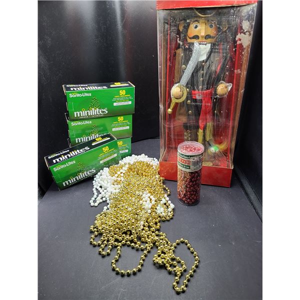 Nutcracker and more Cat A