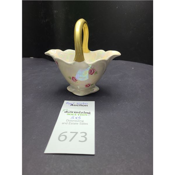 Royal Winton Basket Cat A