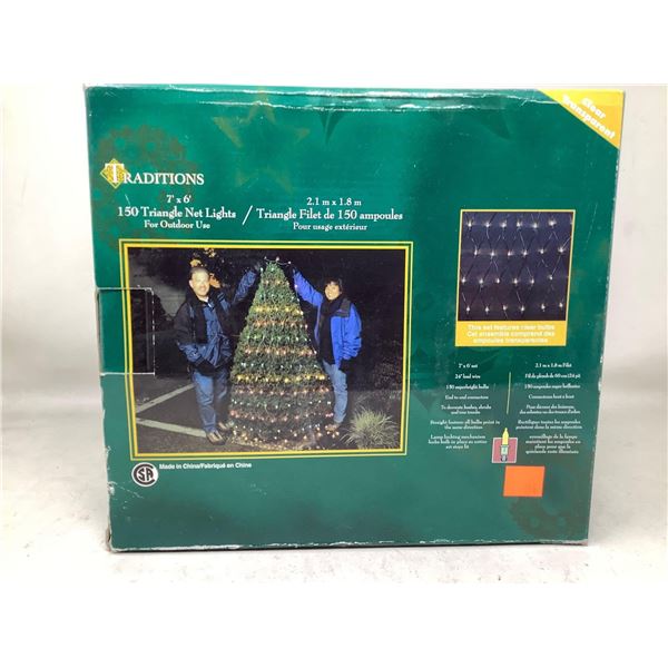 Traditions 150 Triangle Net Lights