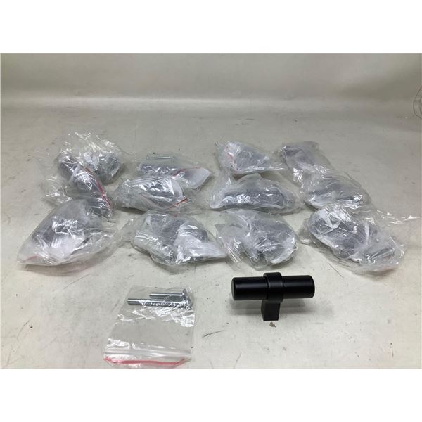 Lot of 12 Decorative Drawer pulls