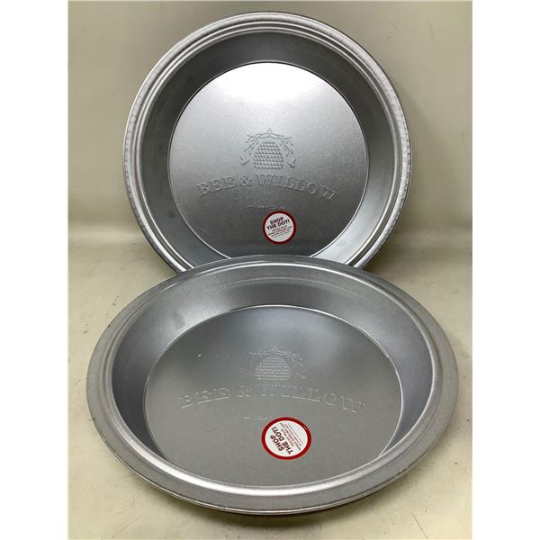 Bee & Willow 10" Pie Pan