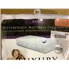 Image 2 : Luxury Waterproof Mattress Encasement- King