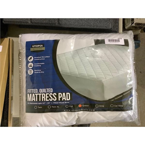 Utopia fitted Quilted Mattress Pad-Queen