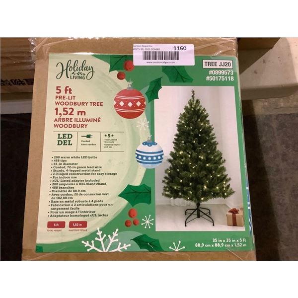Holiday Living LEd 5ft Pre-lit Woodbury Tree