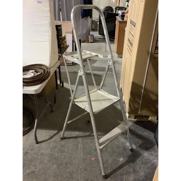 Metal Folding Step Ladder
