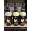 Image 1 : Motts Mr & Mrs T Pina Colada Mix (3 x 1L)